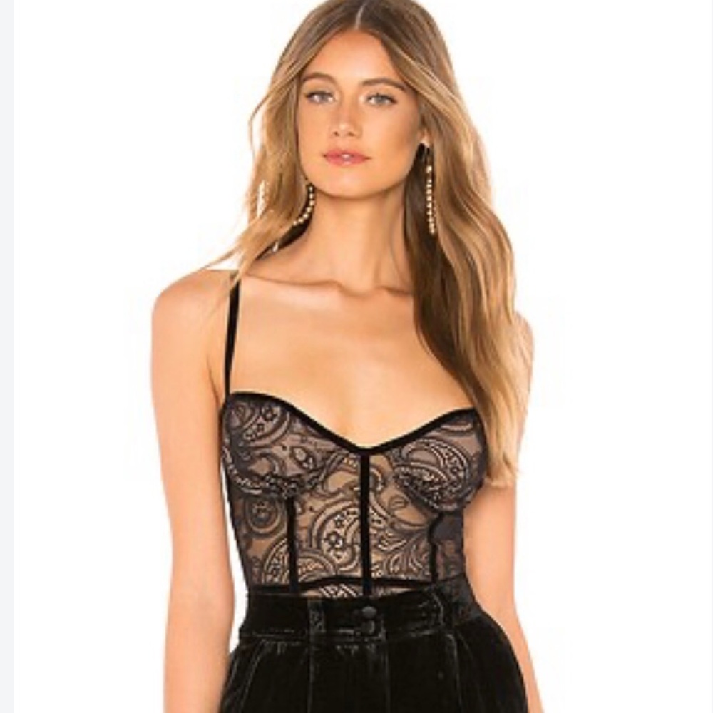 NWT For Love & Lemons Belle Corset Bustier Bodysuit in color Noir.